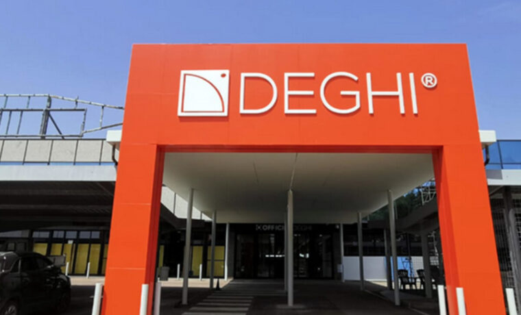 Immagine di Deghi, operatore e-commerce