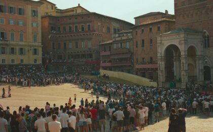 Fantino Dino Pes durante la terza prova del Palio di Siena