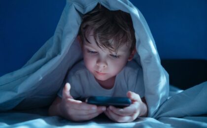 Esposizione agli schermi e salute dei bambini