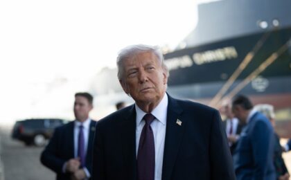 Donald Trump pubblica un meme su Giorgia Meloni