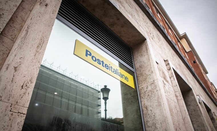 Postamat di Poste Italiane