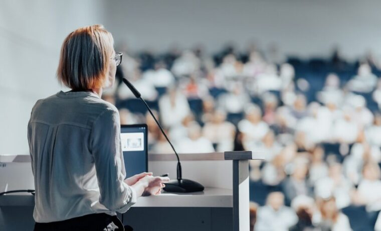 Immagine del Founder Summit 2026